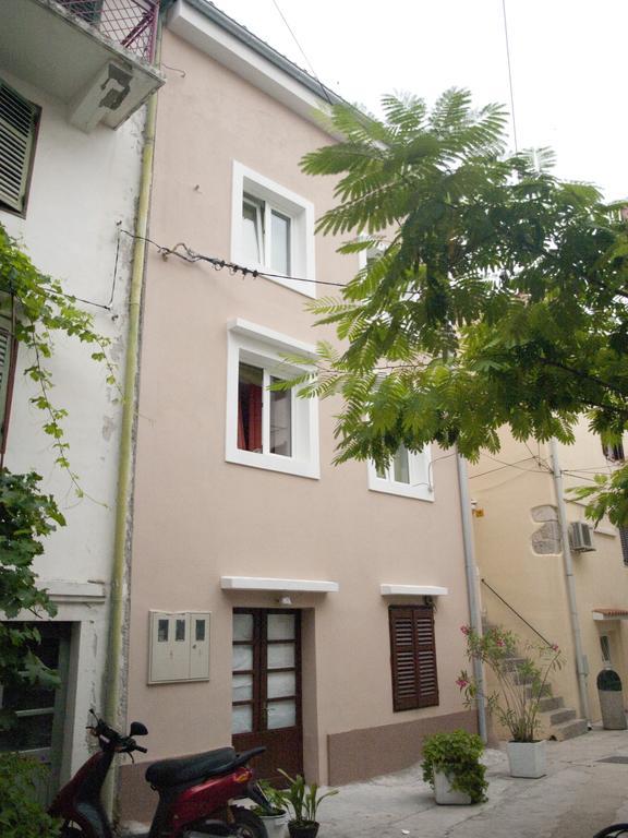 Apartments Sanja Baska  Bagian luar foto