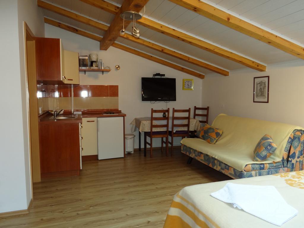 Apartments Sanja Baska  Ruang foto
