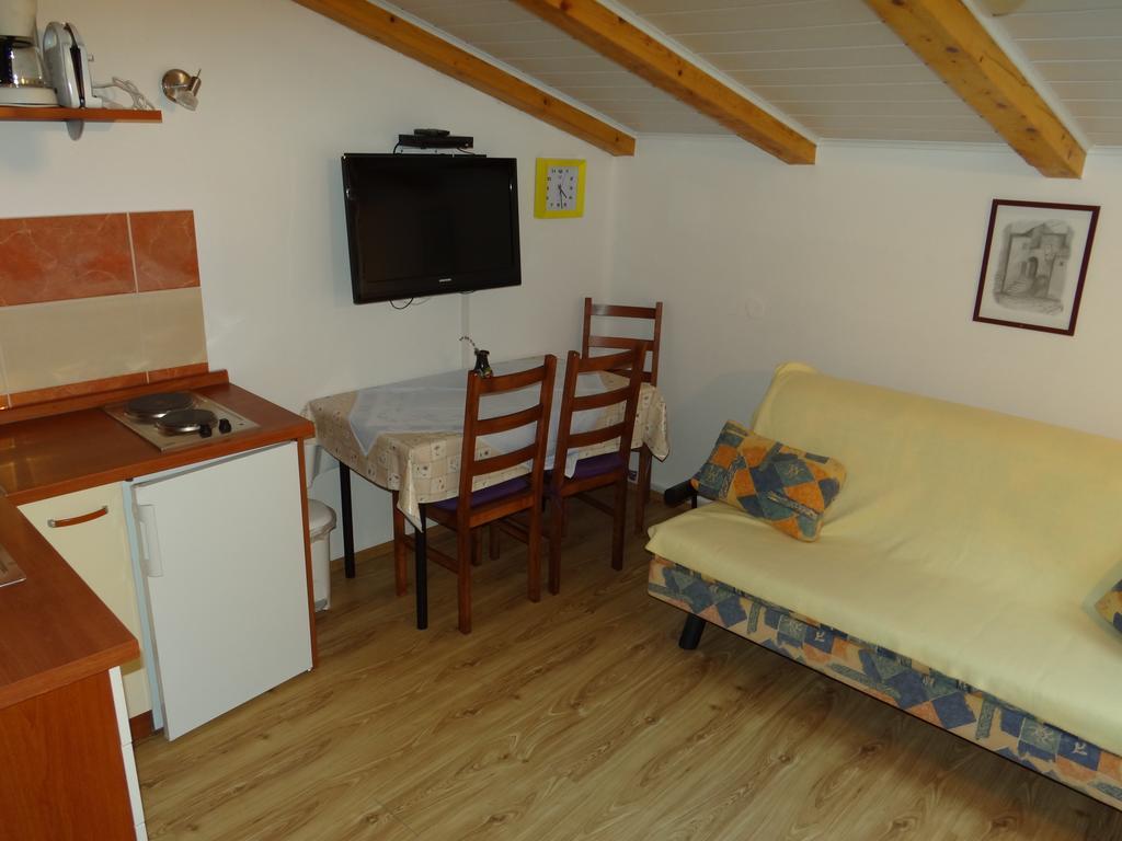 Apartments Sanja Baska  Ruang foto